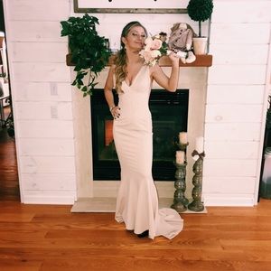 Meet your Posher, Sydney